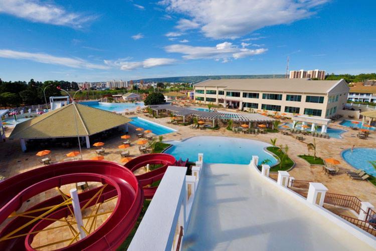Thermas Lacqua Diroma Com Piscina De Ondas Gratis 24Horas Caldas Novas Kültér fotó