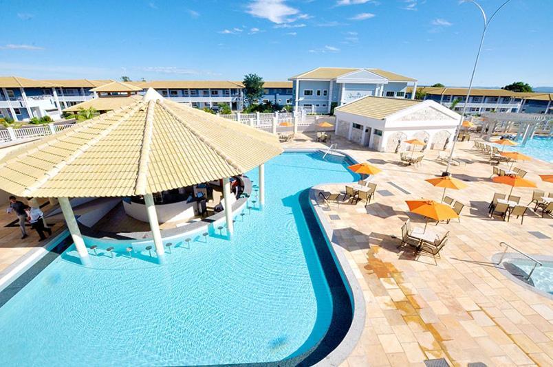 Thermas Lacqua Diroma Com Piscina De Ondas Gratis 24Horas Caldas Novas Kültér fotó